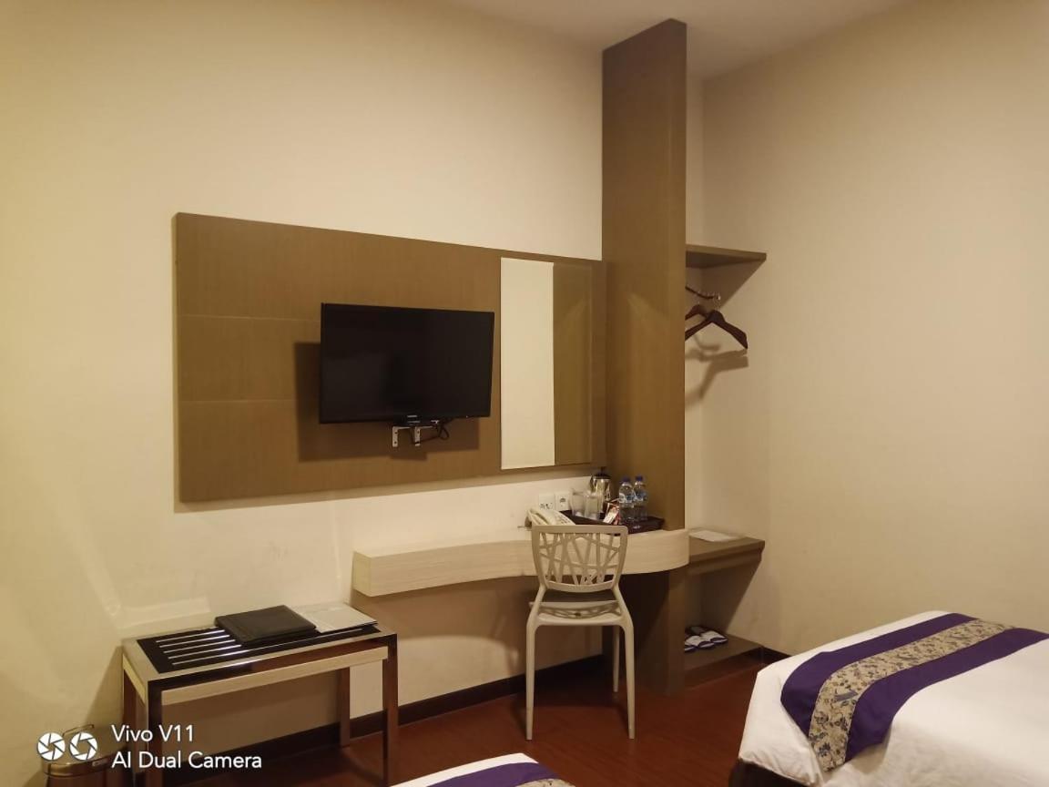 Ayla City Hotel Sorong Zewnętrze zdjęcie