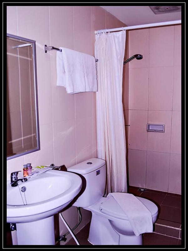 Ayla City Hotel Sorong Zewnętrze zdjęcie