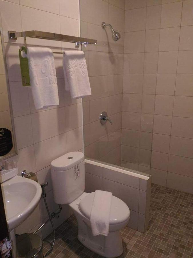 Ayla City Hotel Sorong Zewnętrze zdjęcie