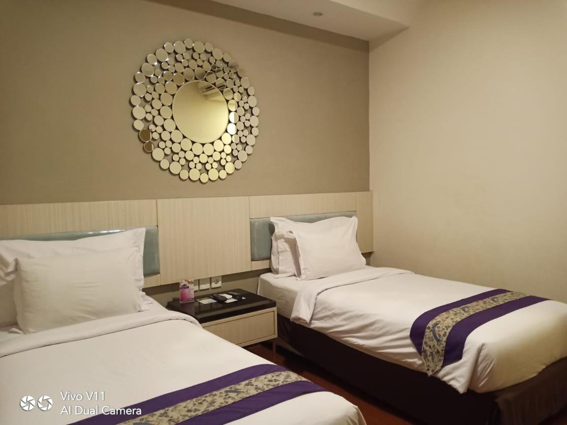Ayla City Hotel Sorong Zewnętrze zdjęcie