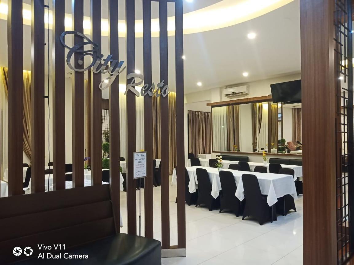 Ayla City Hotel Sorong Zewnętrze zdjęcie