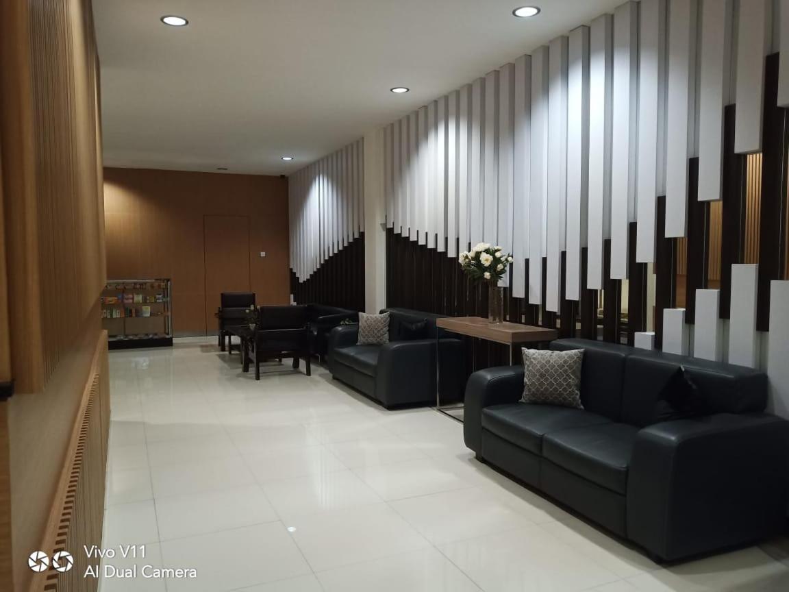 Ayla City Hotel Sorong Zewnętrze zdjęcie