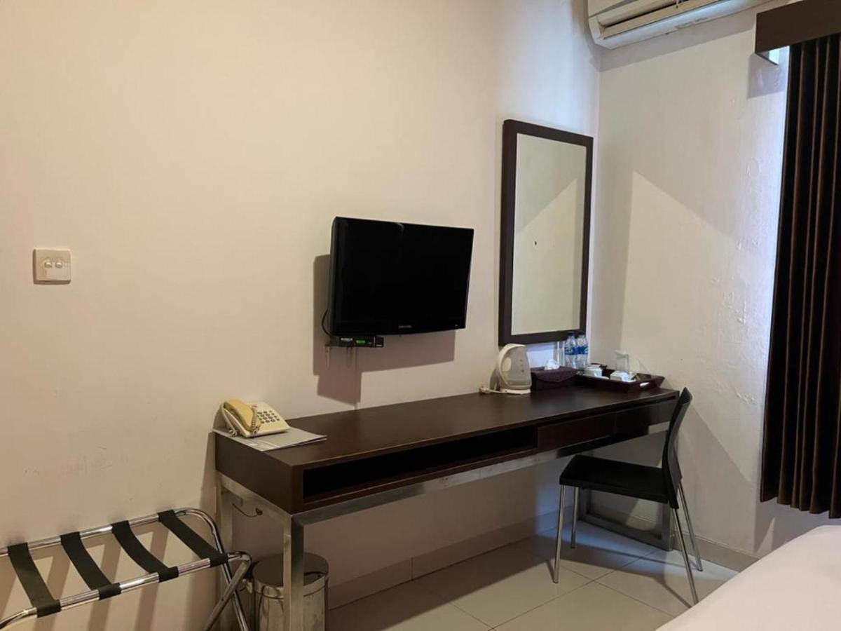 Ayla City Hotel Sorong Zewnętrze zdjęcie